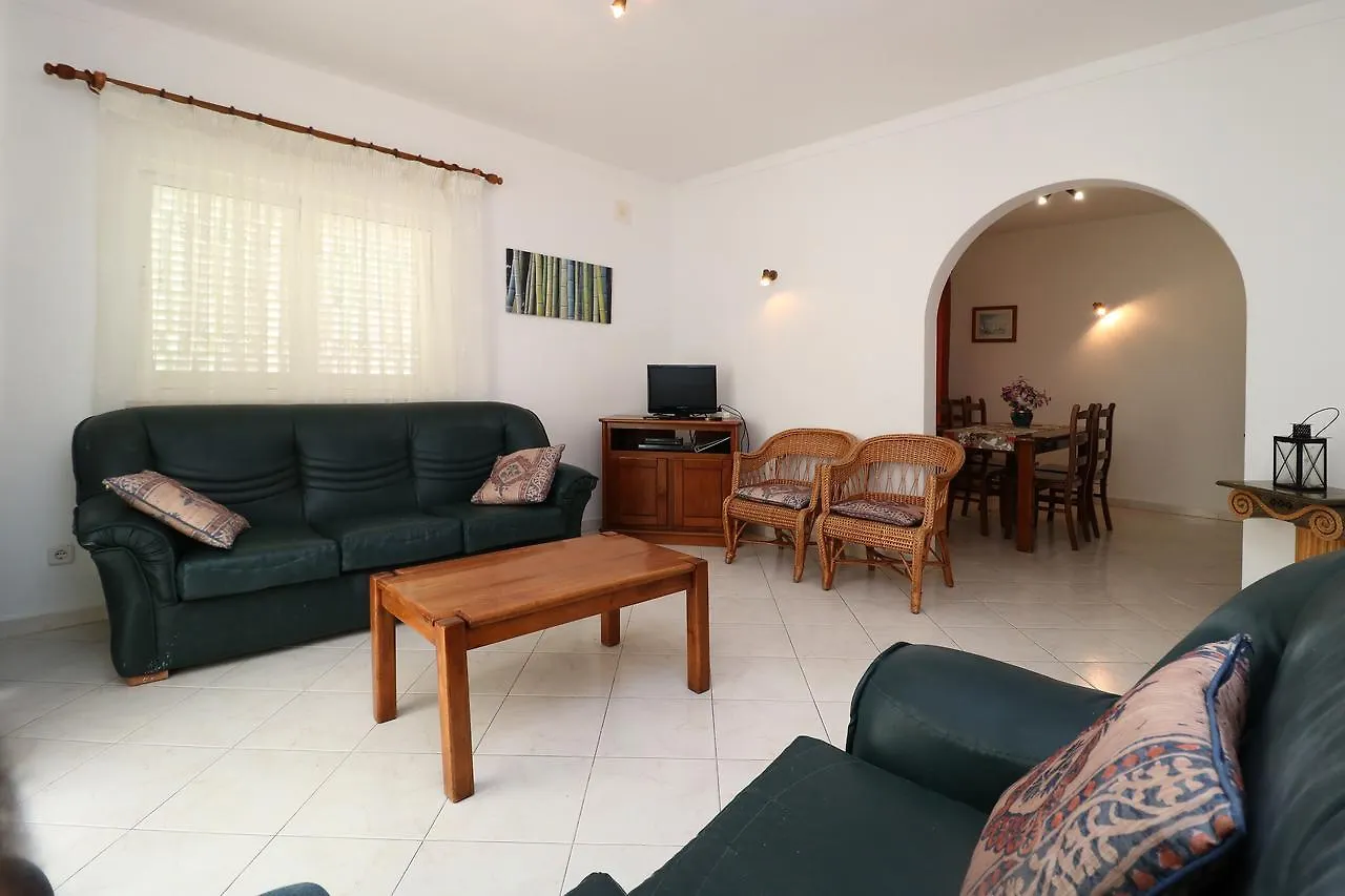 אלבופיירה Villa Goncalves פורטוגל