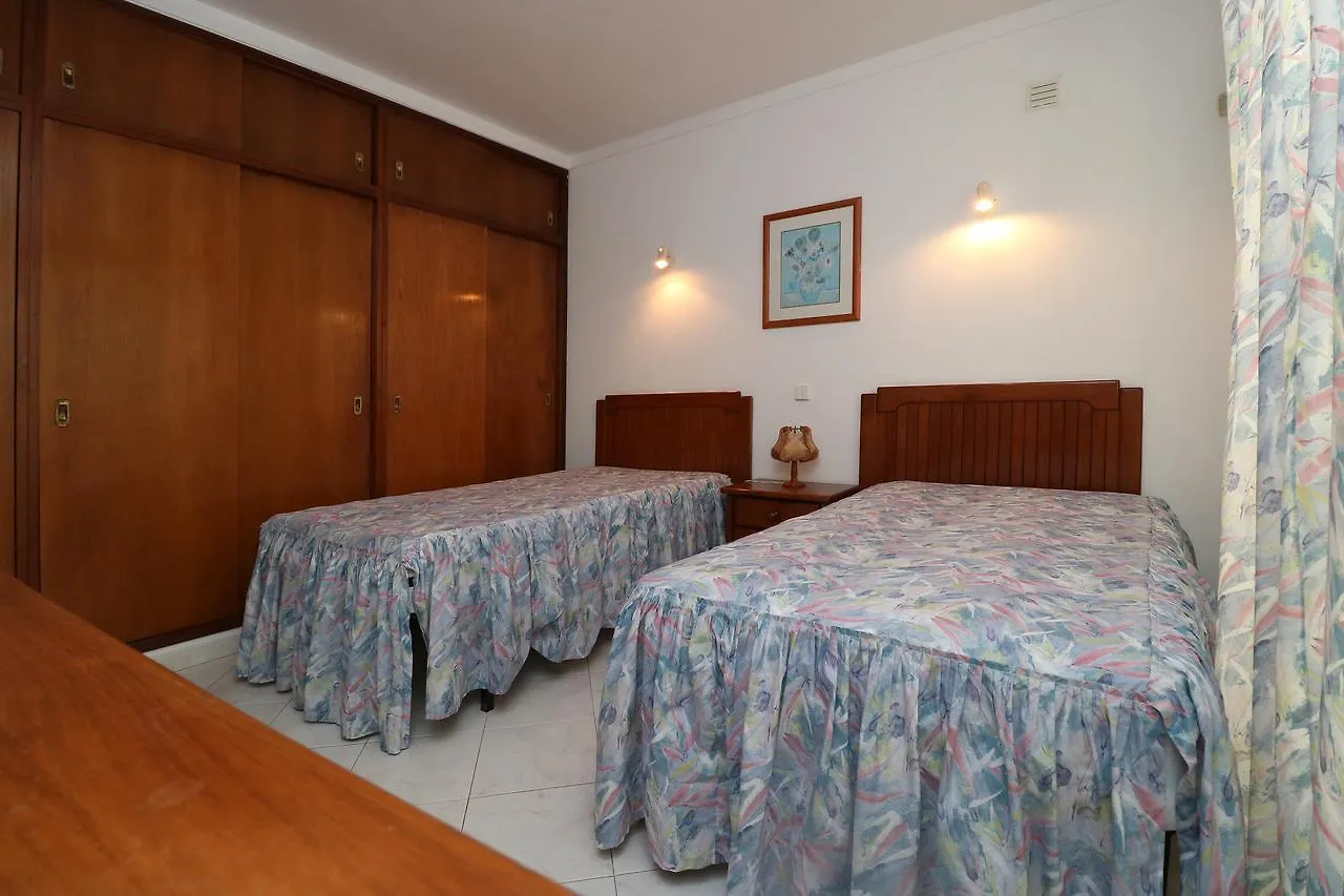 אלבופיירה Villa Goncalves פורטוגל