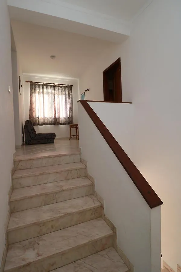 אלבופיירה Villa Goncalves פורטוגל